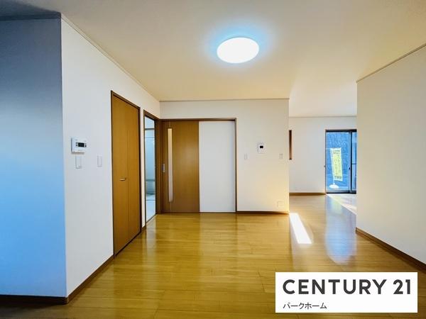 栗東市安養寺３丁目の中古一戸建て