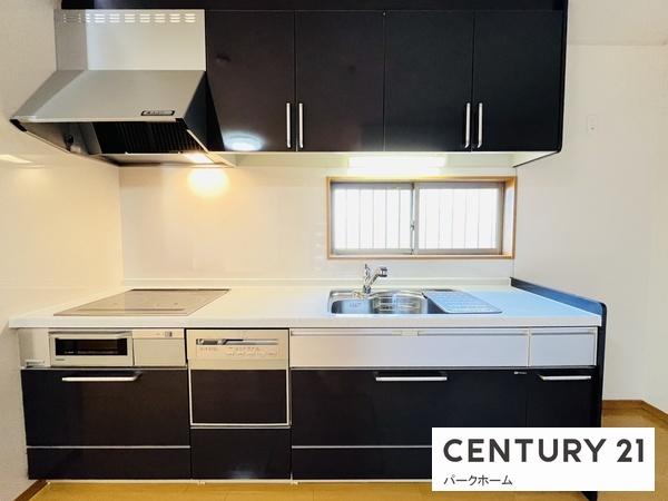 栗東市安養寺３丁目の中古一戸建て