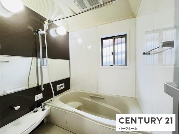 栗東市安養寺３丁目の中古一戸建て