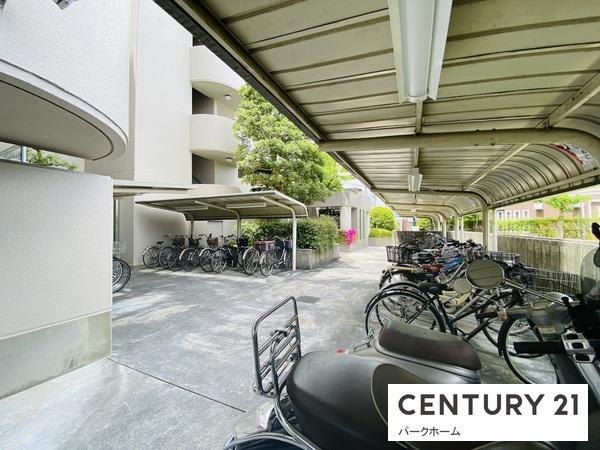 コスモ瀬田　店舗