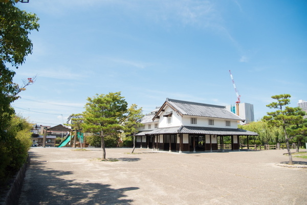 草津市草津４丁目の土地(込田公園)