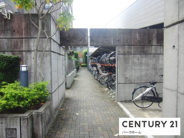 シャリエ草津大路
