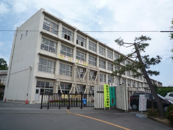 大津市富士見台の中古一戸建て(大津市立富士見小学校)