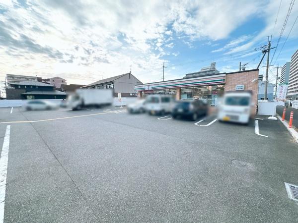 グレーシィ栗東オーブ(セブンイレブン栗東駅前店)