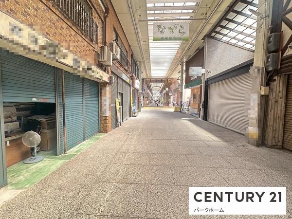 長等商店街沿い店舗