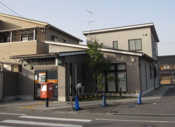 栗東市荒張の土地(金勝郵便局)