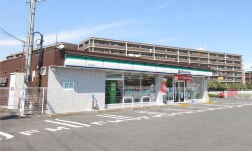 シャルマンコーポ瀬田湖畔(ファミリーマート大津大萱店)