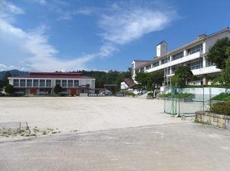 豊田市藤岡飯野町五釜の土地(豊田市立飯野小学校)