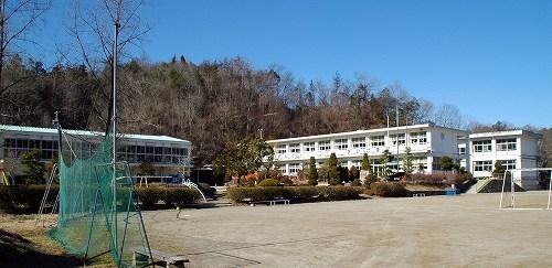 豊田市御作町辻畑の土地(豊田市立御作小学校)