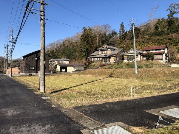 豊田市富田町鹿野末　売地