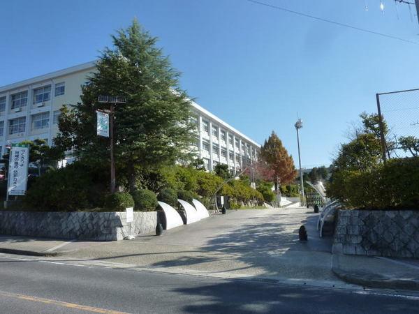 豊田市美里３丁目の中古一戸建て(豊田市立美里中学校)