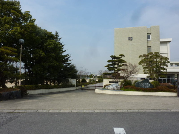 みよし市打越町南屋敷の土地(みよし市立南中学校)