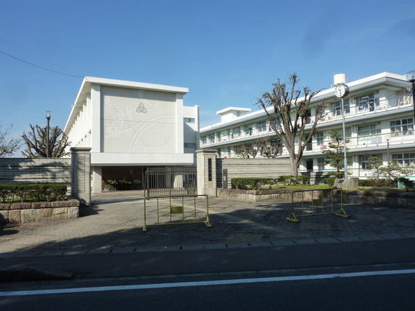 みよし市東陣取山の新築一戸建(みよし市立三好中学校)
