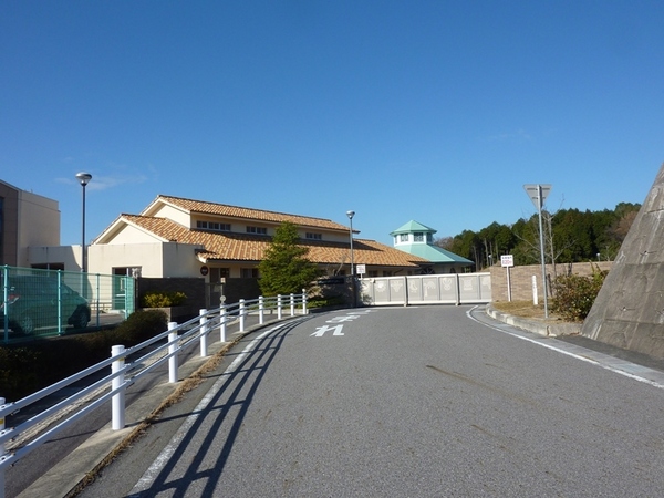 豊田市深見町岩花の中古一戸建て(豊田市立飯野こども園)