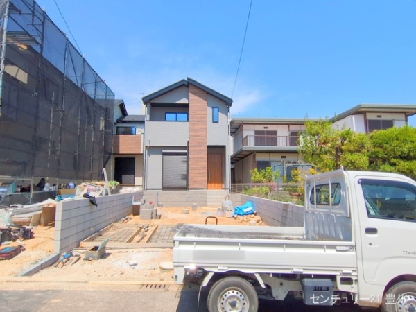 豊田市明和町４丁目の新築一戸建