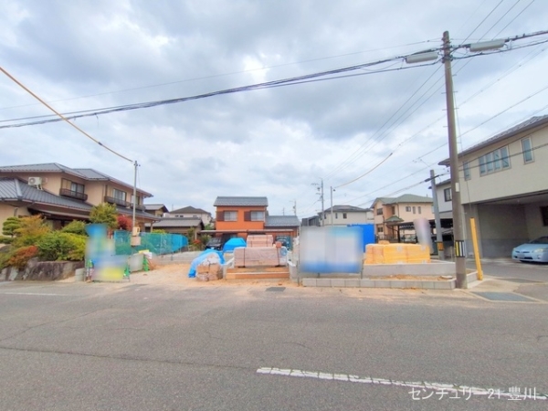 豊田市小坂町４丁目の新築一戸建