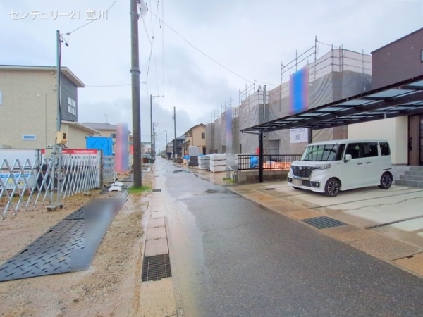 岡崎市東大友町字位式の新築一戸建