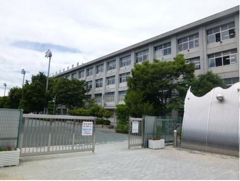 豊田市乙部ケ丘2丁目の中古一戸建て(豊田市立猿投中学校)