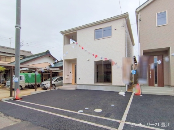 岡崎市小針町字城跡の新築一戸建