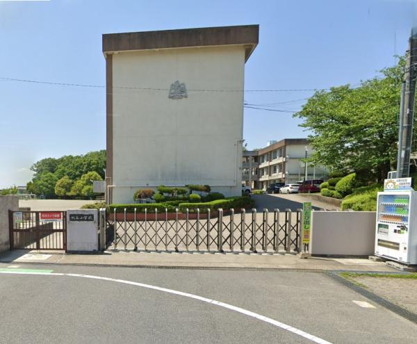 尾張旭市旭ケ丘町山の手の新築一戸建(尾張旭市立旭丘小学校)