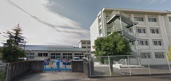 ウィステリア梅坪 再生マンション(豊田市立梅坪台中学校)