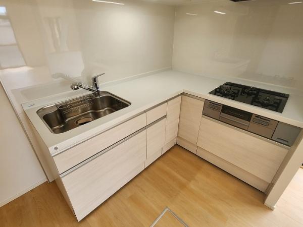 岡崎市中園町字忠田の中古一戸建て(キッチン)