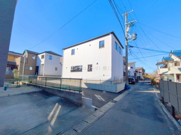 瀬戸市秋葉町の新築一戸建