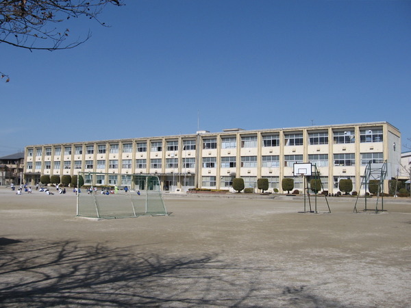 尾張旭市東大道町曽我廻間の新築一戸建(尾張旭市立旭小学校)