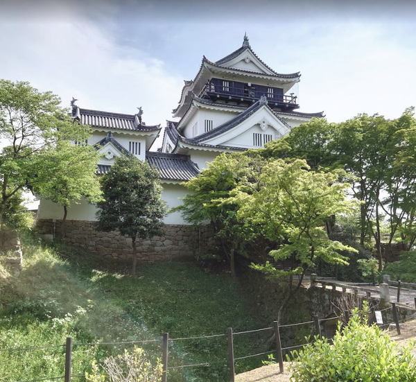サンハイツ岡崎B棟(岡崎公園)