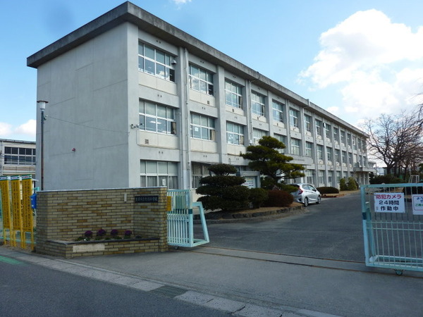 豊田市広田町西山の土地(豊田市立竹村小学校)