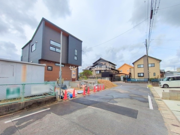 豊田市三軒町２丁目の新築一戸建