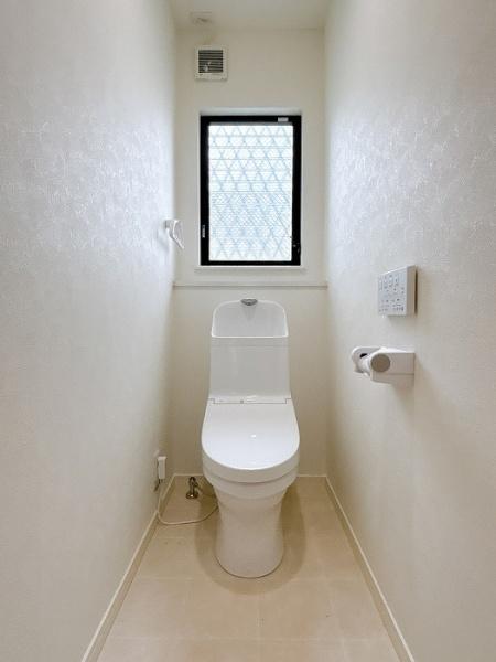 豊田市五ケ丘3丁目の中古一戸建て(トイレ)