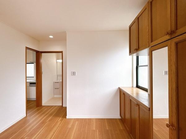 豊田市五ケ丘3丁目の中古一戸建て(リビング)