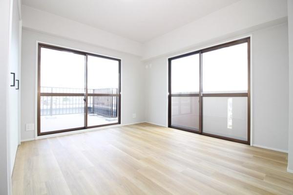 ガーデンヒルズ東大友 再生マンション(洋室)