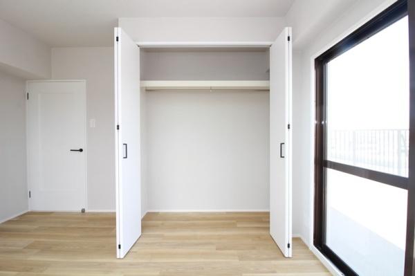 ガーデンヒルズ東大友 再生マンション(収納)