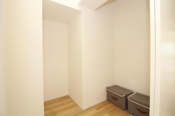 ガーデンヒルズ東大友 再生マンション(収納)