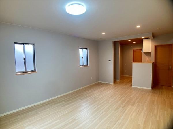 岡崎市戸崎町字藤狭の中古一戸建て