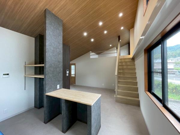 豊田市石畳町片平の中古一戸建て