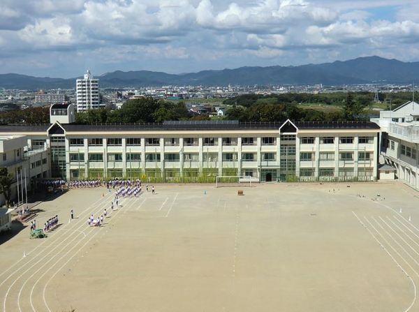 シャンボール豊橋　リノベーションマンション(豊橋市立豊城中学校)