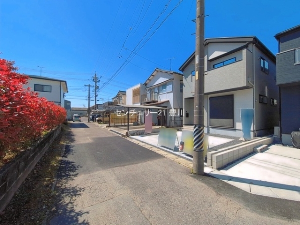 みよし市莇生町原の新築一戸建