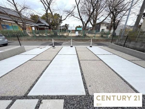 岡崎市中島町字薬師の新築一戸建