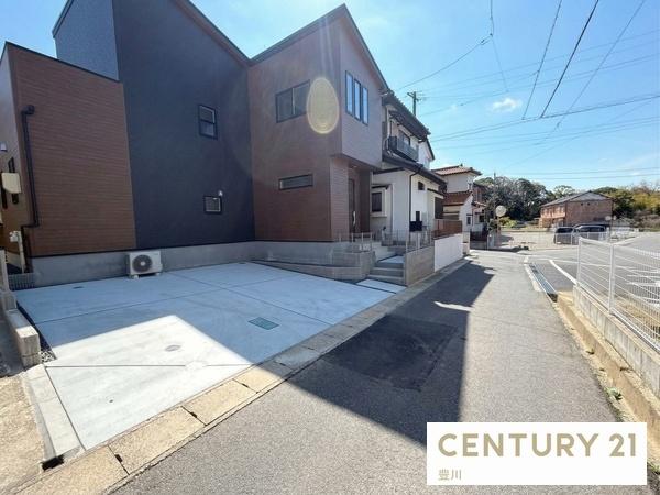 豊田市東新町３丁目の新築一戸建