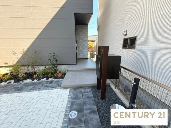 豊田市朝日ケ丘6丁目　2号棟　新築戸建