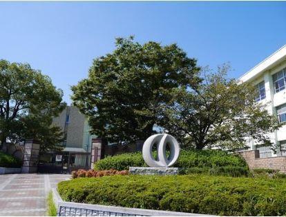 パレス第2三好　再生マンション(みよし市立三吉小学校)
