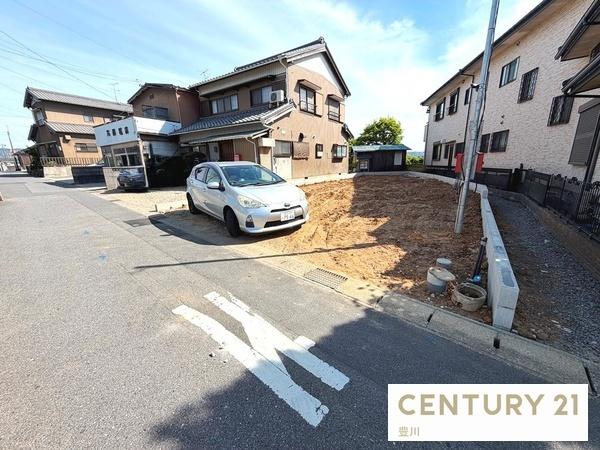 岡崎市上地町字丸根の新築一戸建