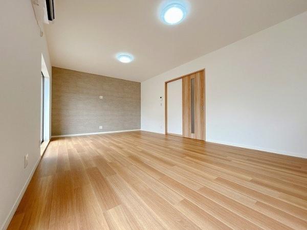 岡崎市欠町狐ケ入　再生住宅