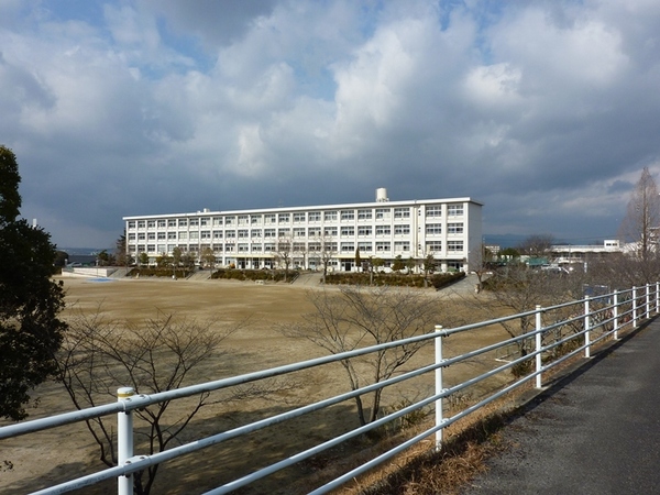 豊田市市木町谷耳太の土地(豊田市立市木小学校)