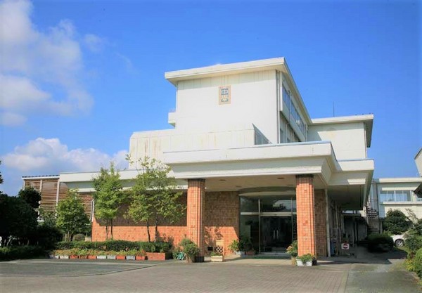 新城市字橋向の中古一戸建て(新城市立新城中学校)