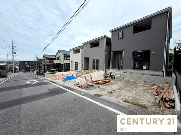 岡崎市中町字東丸根の新築一戸建