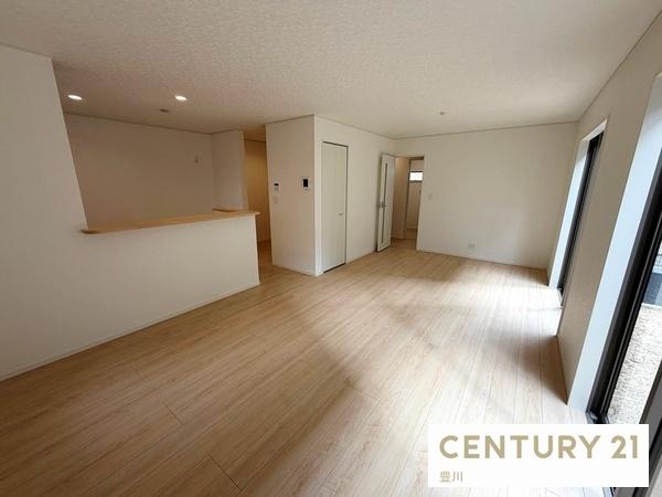 岡崎市栄町３丁目の新築一戸建